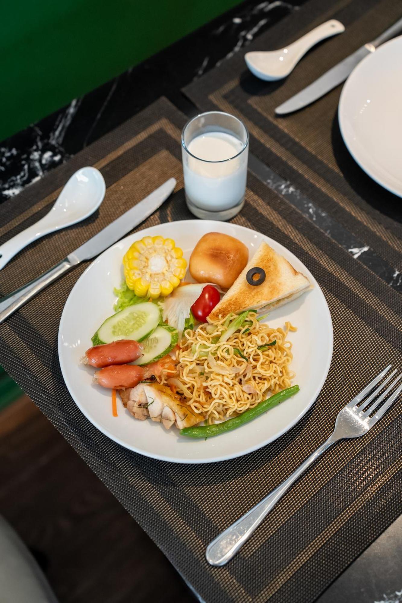 3T Hotel Hanoi Bagian luar foto